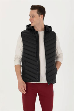 Мужской черный жилет Неожиданная скидка в корзине