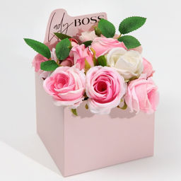 Цена за 2 шт. Коробки для мини букетов LADY BOSS, 12×20×10 см