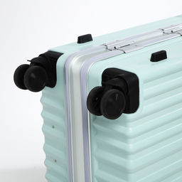 Чемодан средний 24, отдел на молнии, 2 кодовых замка, 4 колеса, крючок, цвет голубой - Simaland фото 8