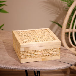 Шкатулка плетёная с крышкой, 25×25×12 см, бамбук