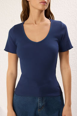 Lacivert-Ekru Pamuklu Fitilli V Yaka Esnek Orme Bluz TWOSS25BZ00405 - Trendyolmilla фото 3