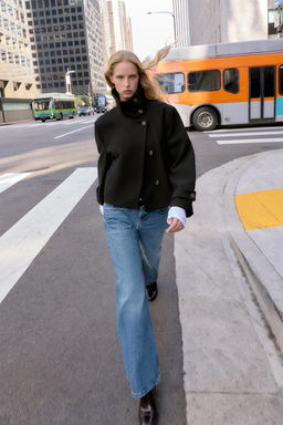 SHORT COAT WITH HIGH COLLAR - Zara фото 11