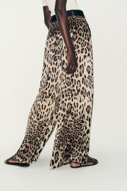 SATIN WIDE-LEG TROUSERS WITH BELT