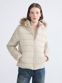 K?rk Kap??onlu Kad?n ?i?me Mont