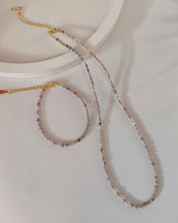 Комплект из натуральных камней и кристаллов