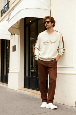 TRENDYOL MAN Siyah More Sustainable Oversize/Genis Kesim V Yaka Yaz? Bask?l? Sweatshirt TMNAW25SW00208 - Trendyolmilla фото 8