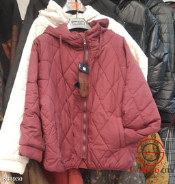 Теплая женская куртка на подкладе