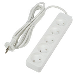 S-CU5-3 WHITE Удлинитель серии Ultra, шнур 3м., 5 гнезд, 10A, б/з. Белый. TM Uniel