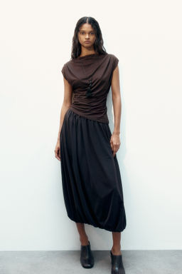 Top drapeado con escote barco - H&m фото 9