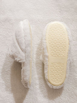 Nak??l? Pel?? K?z ?ocuk Ev Terli?i