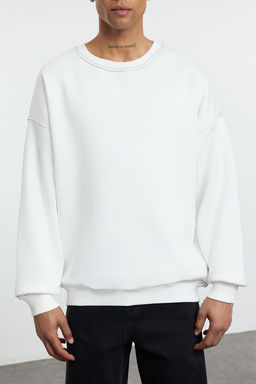 TRENDYOL MAN Antrasit Oversize/Genis Kesim Kontrast Dikis Detayl? Bisiklet Yaka Sweatshirt TMNAW24SW00011 - Trendyolmilla фото 3