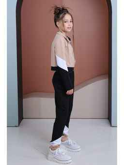 Костюм спортивный