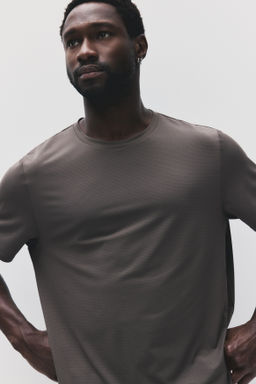 Camiseta de deporte de malla con DryMove - H&m фото 15