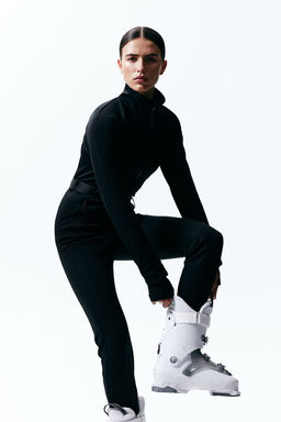 Water-repellent ski suit