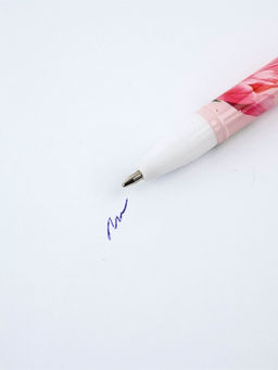 Цена за 12 шт. Ручка пластик с колпачком 8 Марта, синяя паста 0.5 мм