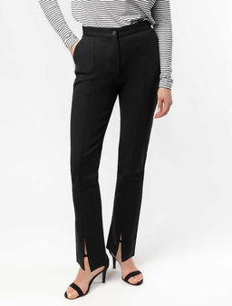 VILATTE / Узкие прямые брюки из плотной эластичной ткани, с разрезами