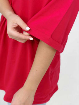 Футболка женская, цвет красный