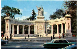 Открытка Мехико.Памятник национальному герою Мексики Бенито Хуаресу