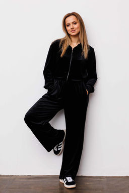 Костюм AURA 8008-164 черный