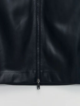 Юбка из искусственной кожи с молнией / Zarina