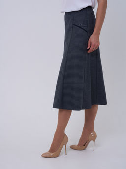 юбка ,расклешенная от колена к низу, на подкладке - Трика фото 5