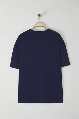 Lacivert Oversize/Genis Kesim Palmiye Patchli Interlok T-Shirt TMNSS25TS00024