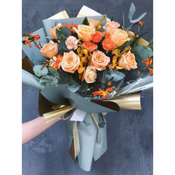 Пленка для цветов «Пленка с золотом», цвет чёрный, 58 см × 5 м