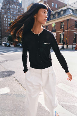 CHAQUETA COMBINADA PUNTO / Negro / Blanco