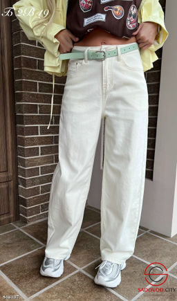 Джинсы с ремнем с высокой посадкой