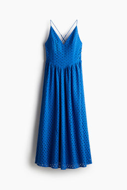 Vestido de tirantes espagueti con bordado ingl?s