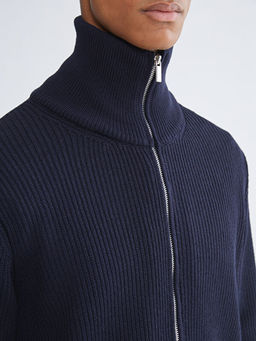 Standart Kal?p Dik Yaka Erkek Triko H?rka