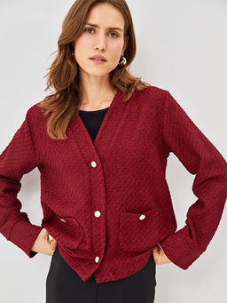 V Yaka Dokulu Kad?n H?rka