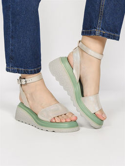 Босоножки 326