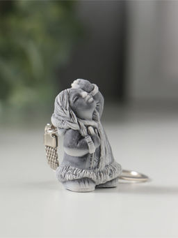 Брелок "Танцующая девочка" маленькая, 4см