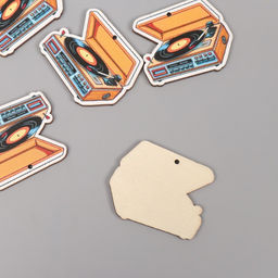 Цена за 10 шт. Декор для творчества дерево «Музыкальный проигрыватель», 3.1×3.8×0.3 см