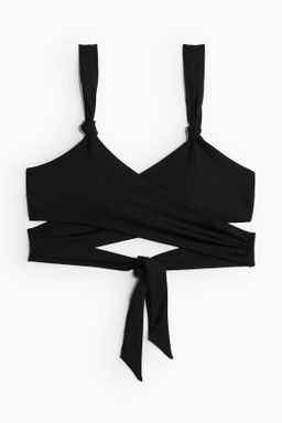 Top de bikini cruzado con relleno