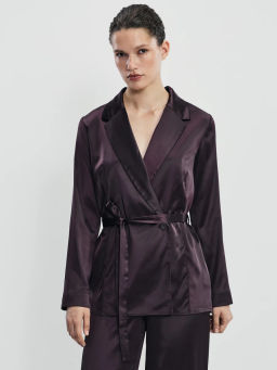 Атласная блузка с отложным воротником и поясом / Zarina