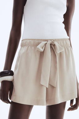 Pantal?n corto de sarga con cord?n de ajuste - H&m фото 6