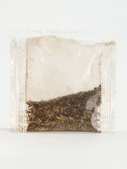 Когтеточка-лежанка «Пижон» из гофрокартона с кошачьей мятой «ГТО», 44.5×21.5×5.5 см