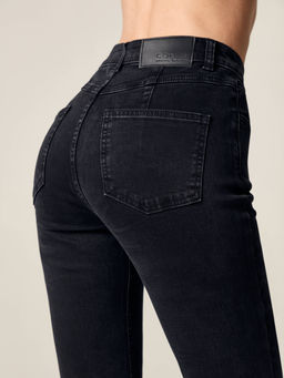 CONTE CON-520 Джинсы skinny с кокеткой и тремя пуговицами washed black