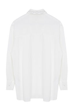 Ekru Yakada Serit Tas Detayl? Oversize / Genis Kal?p Dokuma Gomlek TWOAW25GO00026