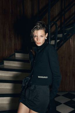 Cardigan con cuentas