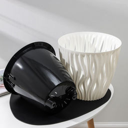 Кашпо для цветов со вставкой «Вдохновение», 7.5 л, белое/чёрное