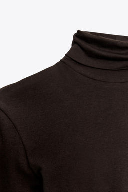 SLIM FIT HIGH NECK T-SHIRT - Zara фото 6