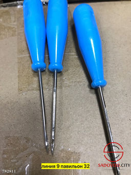 Металлическое шило с крючком