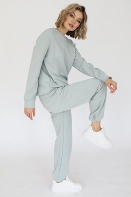 Брюки из трикотажа с резинкой по низу