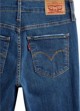 Джинсы женские