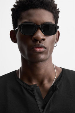 SEMI-SHEER T-SHIRT WITH OPEN NECK - Zara фото 5