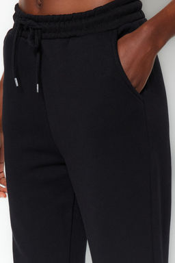 Siyah Kal?n Ici Polarl? Basic Orme Esofman Alt? Pantolon TWOAW22EA0468