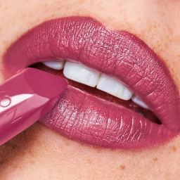 Увлажняющая кремовая губная помада Ultra Colour, 3.6 г